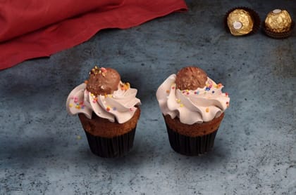 Ferrero rocher cupcake