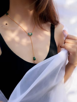 Mayflower Green Kundan Necklace-Green