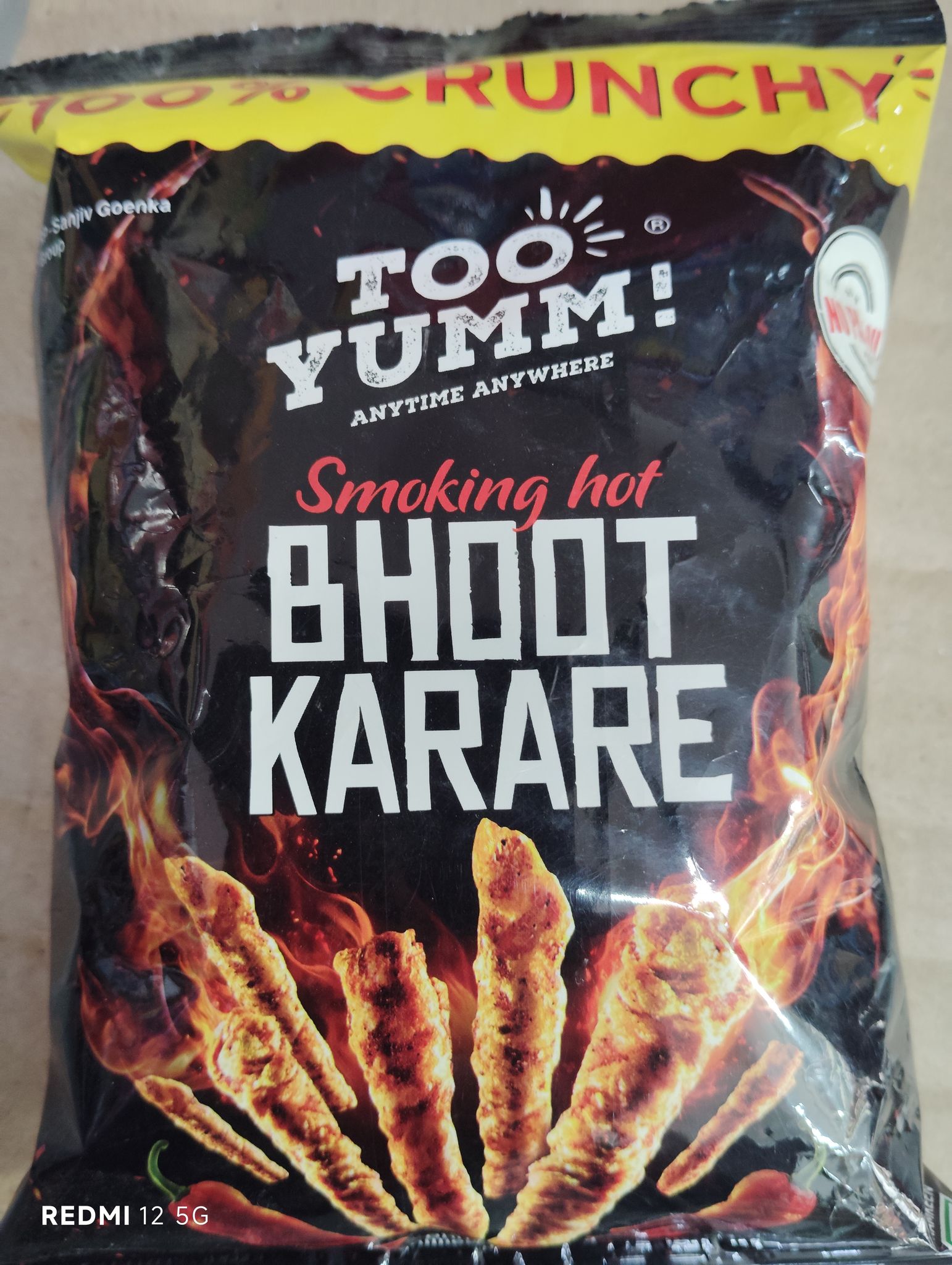 Too Yumm! Smoking hot Bhoot Karare 