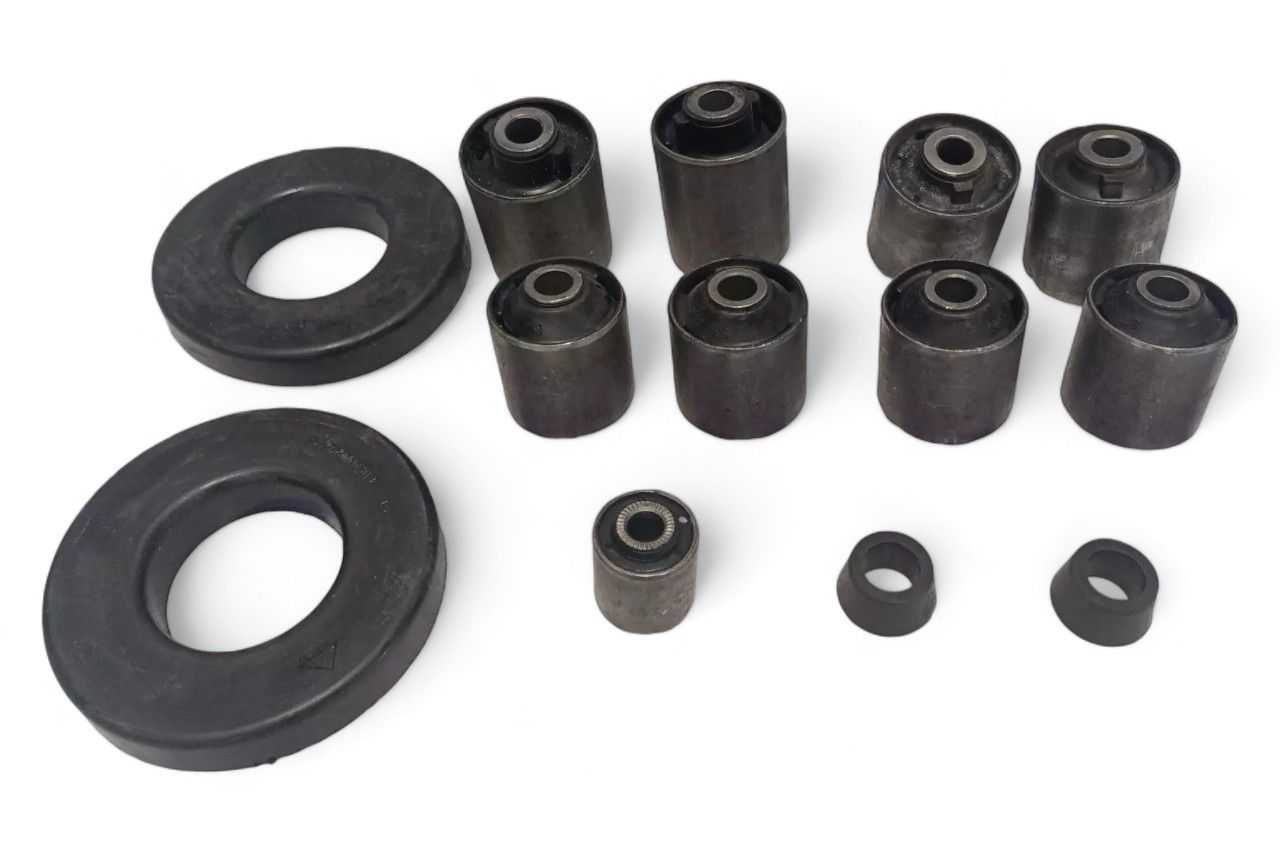 Autokoi Rear Suspension Bush Kit AV653998