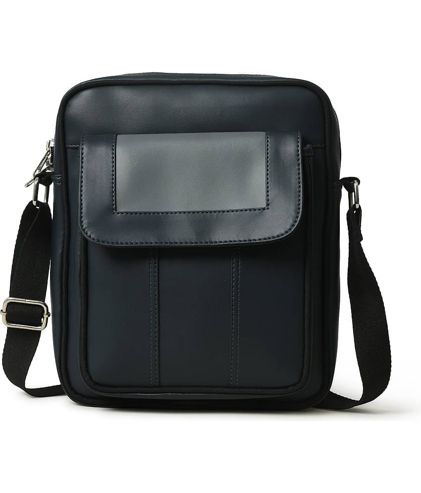 MATRICE - Blue Solid Messenger Bag