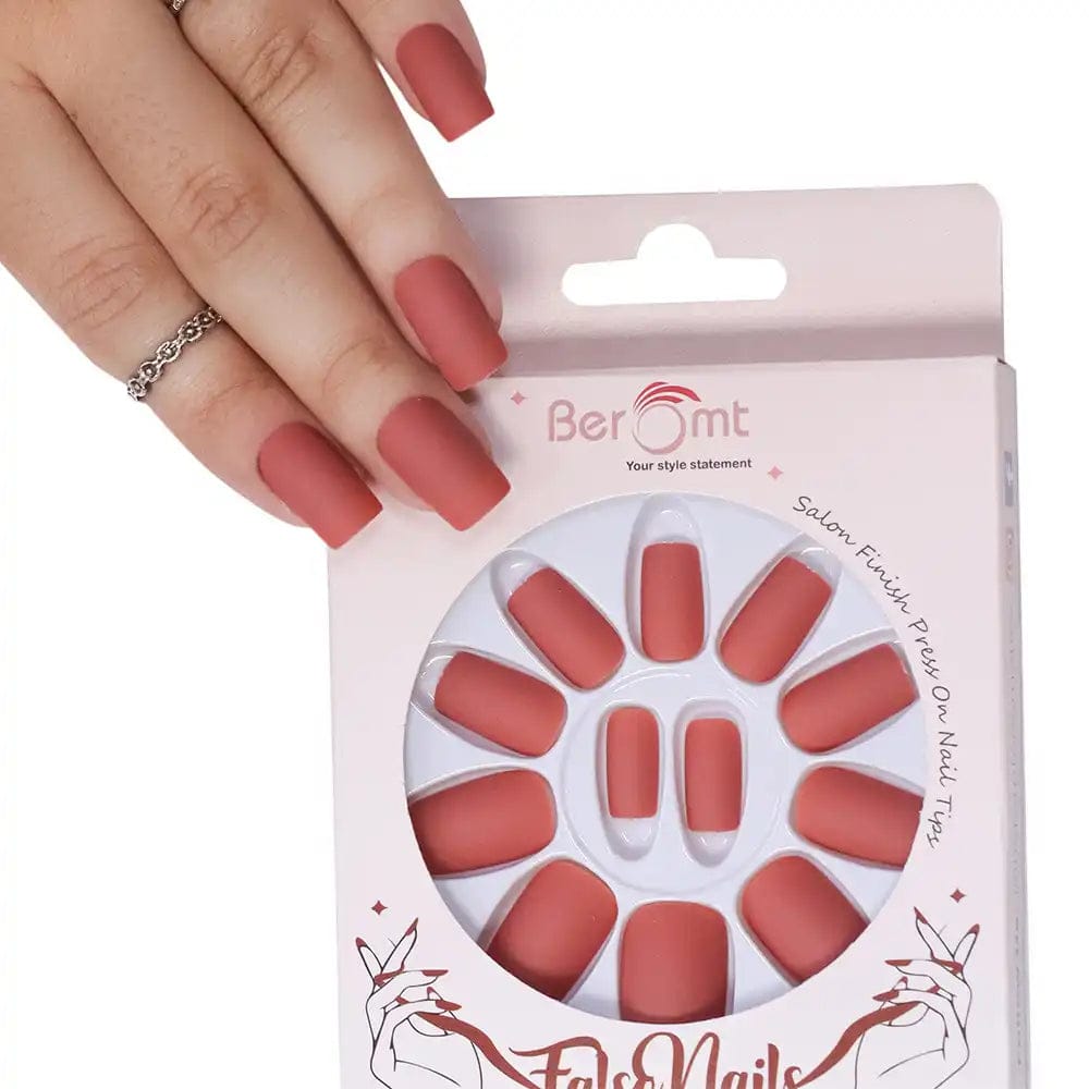 MATTE NAILS- 529 (NAIL KIT INCLUDED)