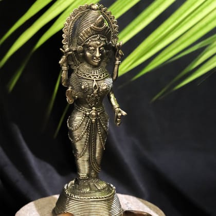 Dhokra Standing Lakshmi Dhokra Standing Lakshmi