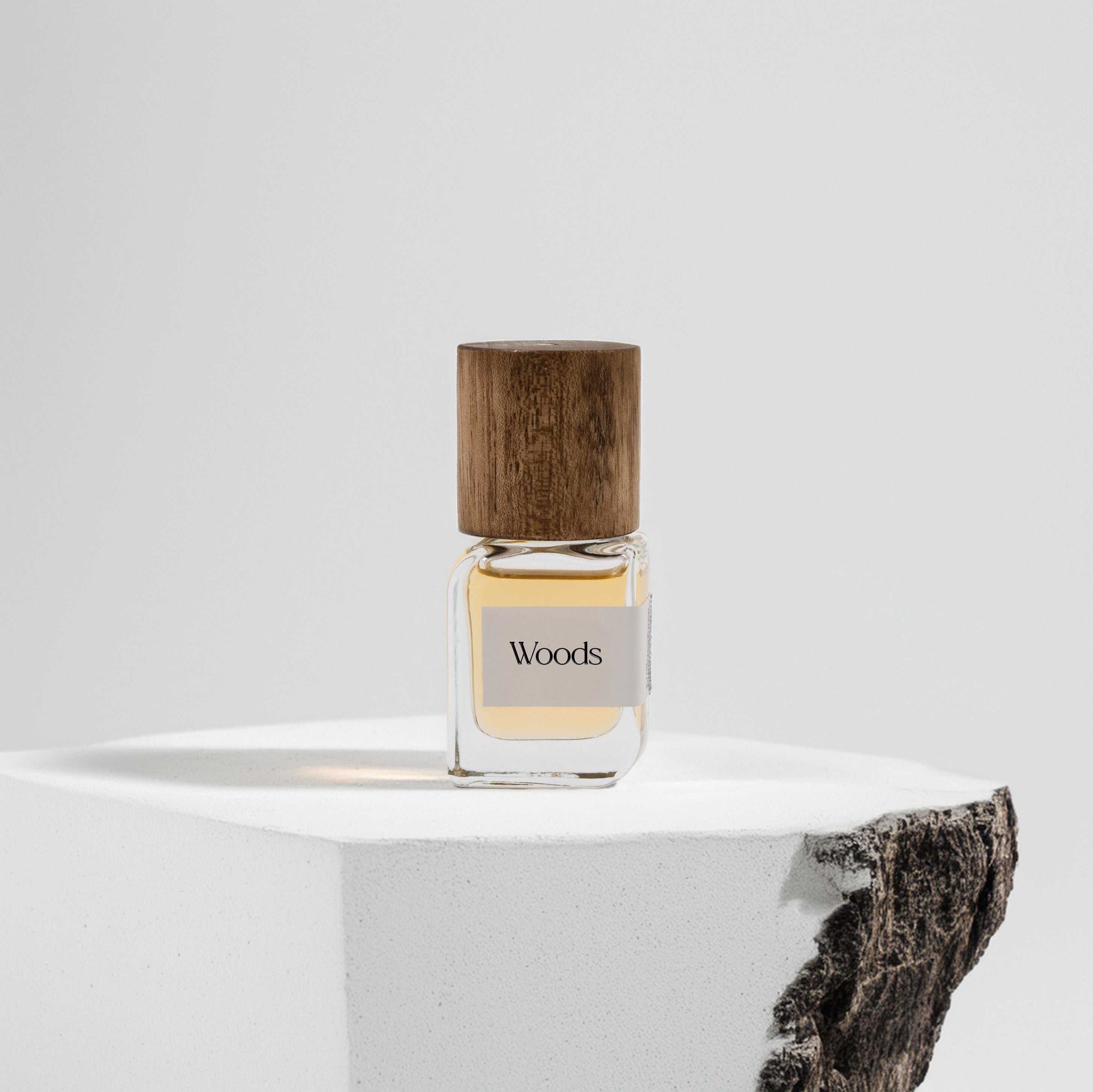 Woods Perfume Roll-on 10ml Non-Alcoholic Perfume for Unisex