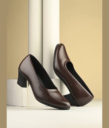 Footloose Brown Women's Casual Ballerinas