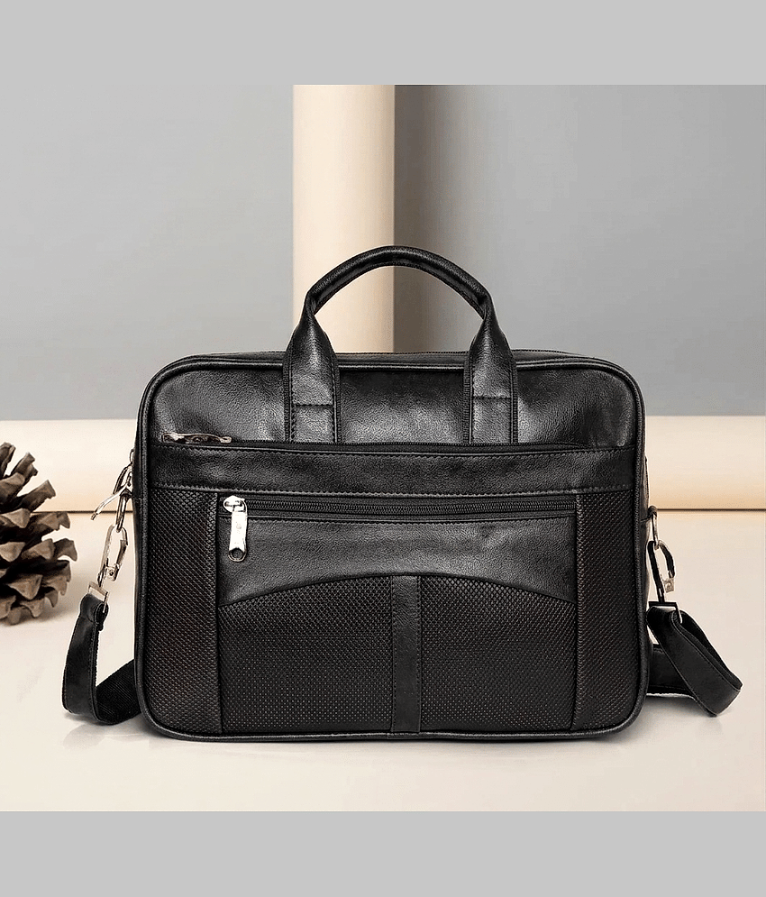 Raylan Black Textured Messenger Bag