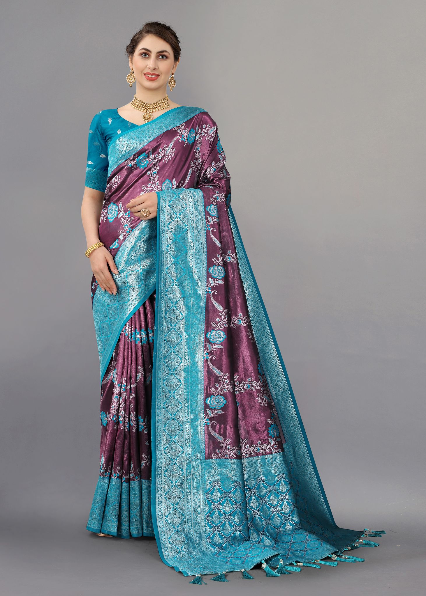Yavira silk Women's Wine Handwoven Silk Blend Saree