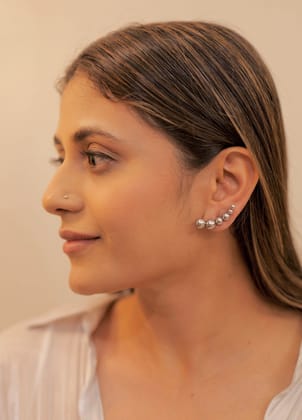 Empower Sliver Earrings-STAINLESS STEEL / SILVER
