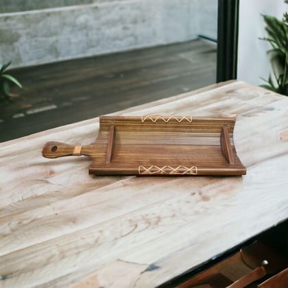 The Naga Feather Starter Platter with cane binding The Naga Feather Starter Platter with cane binding