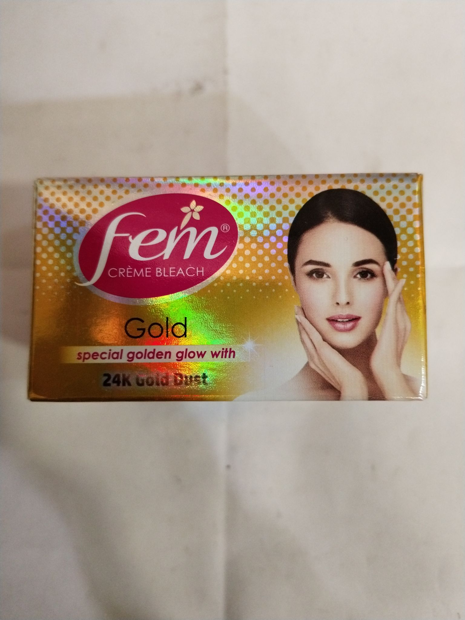 Fem Crème bleach Gold Special golden glow with 24k gold dust 
