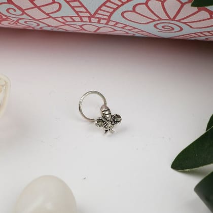 Sterling Silver Bee-youtiful Wired Nose Pin