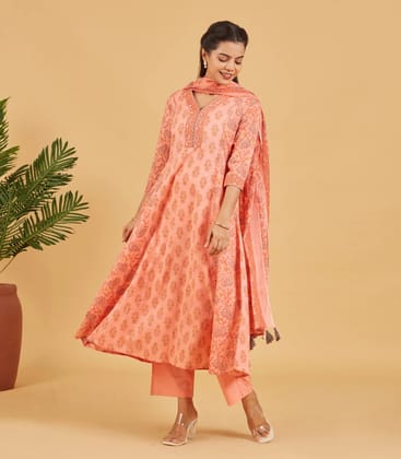 Peach Floral Printed Kurta Set With Matching Dupatta-L / Peach