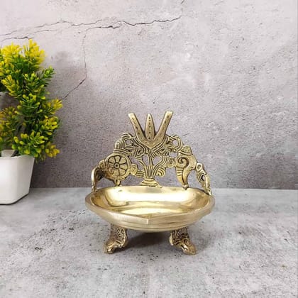 Brass Shankh Chakra Nama Deepam - 5.5 inch Height Brass Shankh Chakra Nama Deepam - 5.5 inch Height