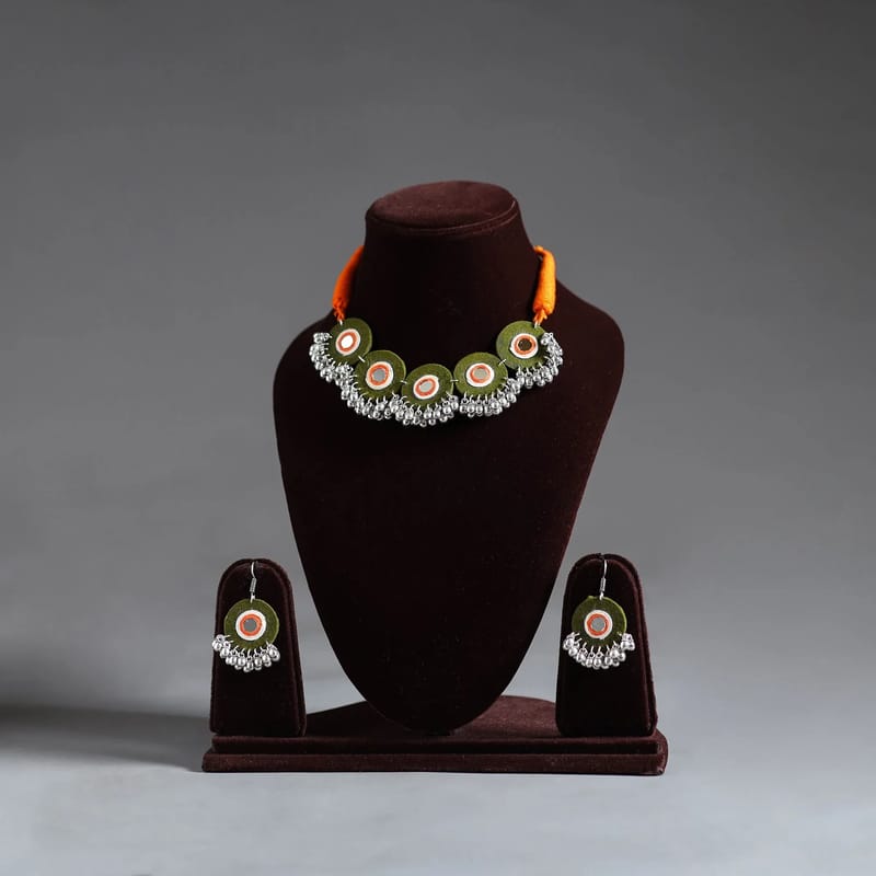 ... ...