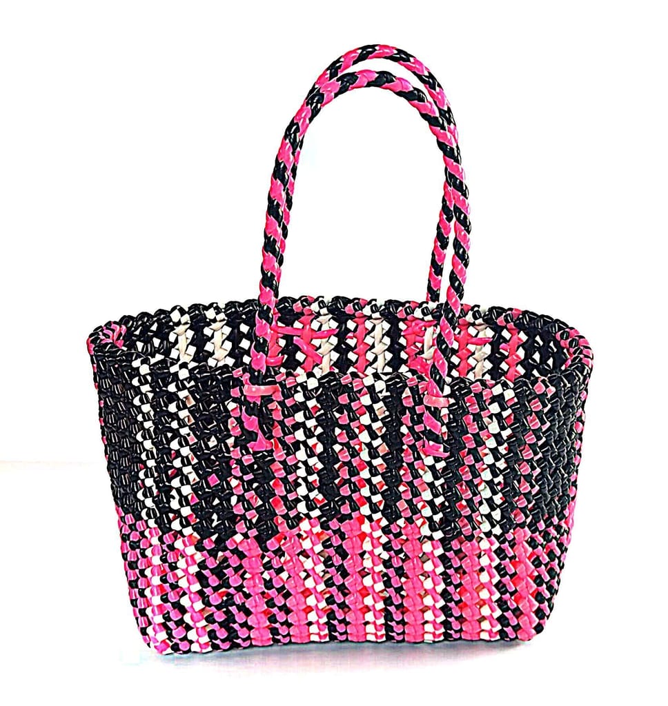 Small Handwoven Tote vegitable market Bag with Checkered Pink and Black Pattern