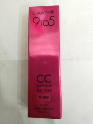 Lakme 9to5 Cc Complexion Care cream 