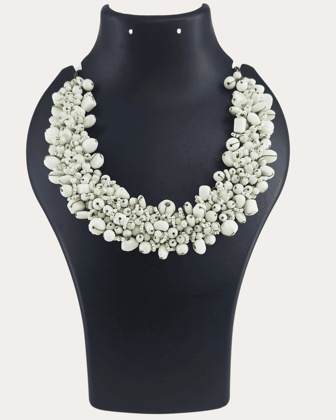 White Fashionable Gemstone Handmade Jewellery, Gemstone Necklace