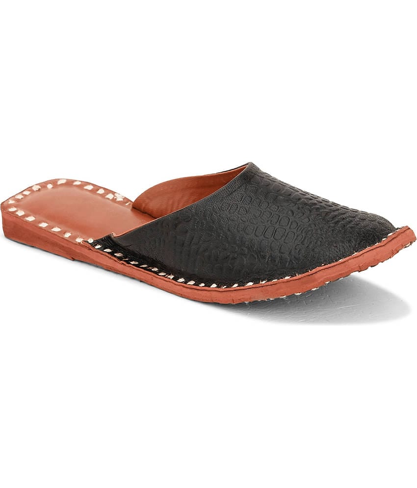 Apratim Black Women's Flats