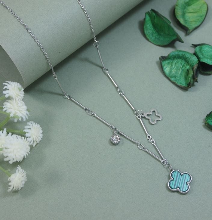 Stainless Steel Clover Pendent Necklace - STNK 5473