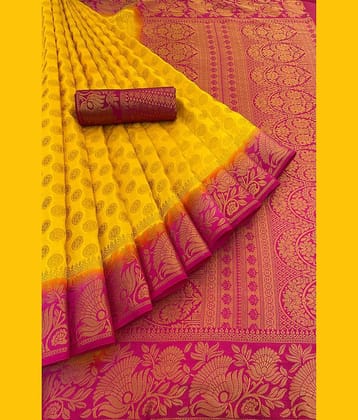 Prijari Banarasi Silk Woven Saree With Unstitched Blouse Piece ( Green )