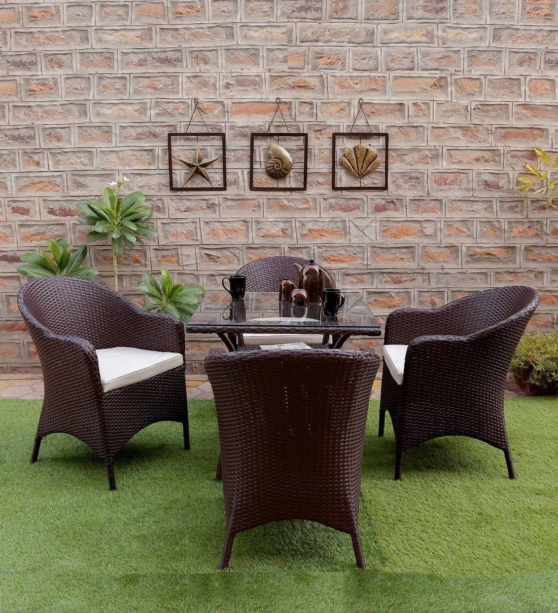PATIO CHAIRS AND TABLE SET FOR GARDEN AND LIVING ROOM