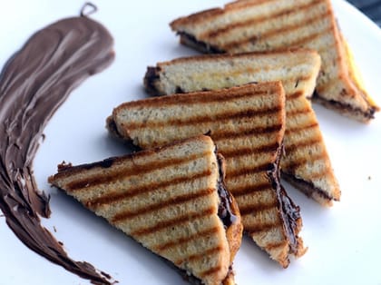 Nutella sandwich