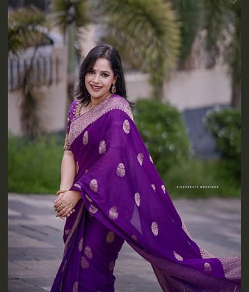 fab woven Art Silk Woven Design Banarasi saree With Unstitched Blouse Piece ( Wine )