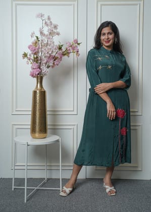 Pure crepe one piece with hand embroidery-L
