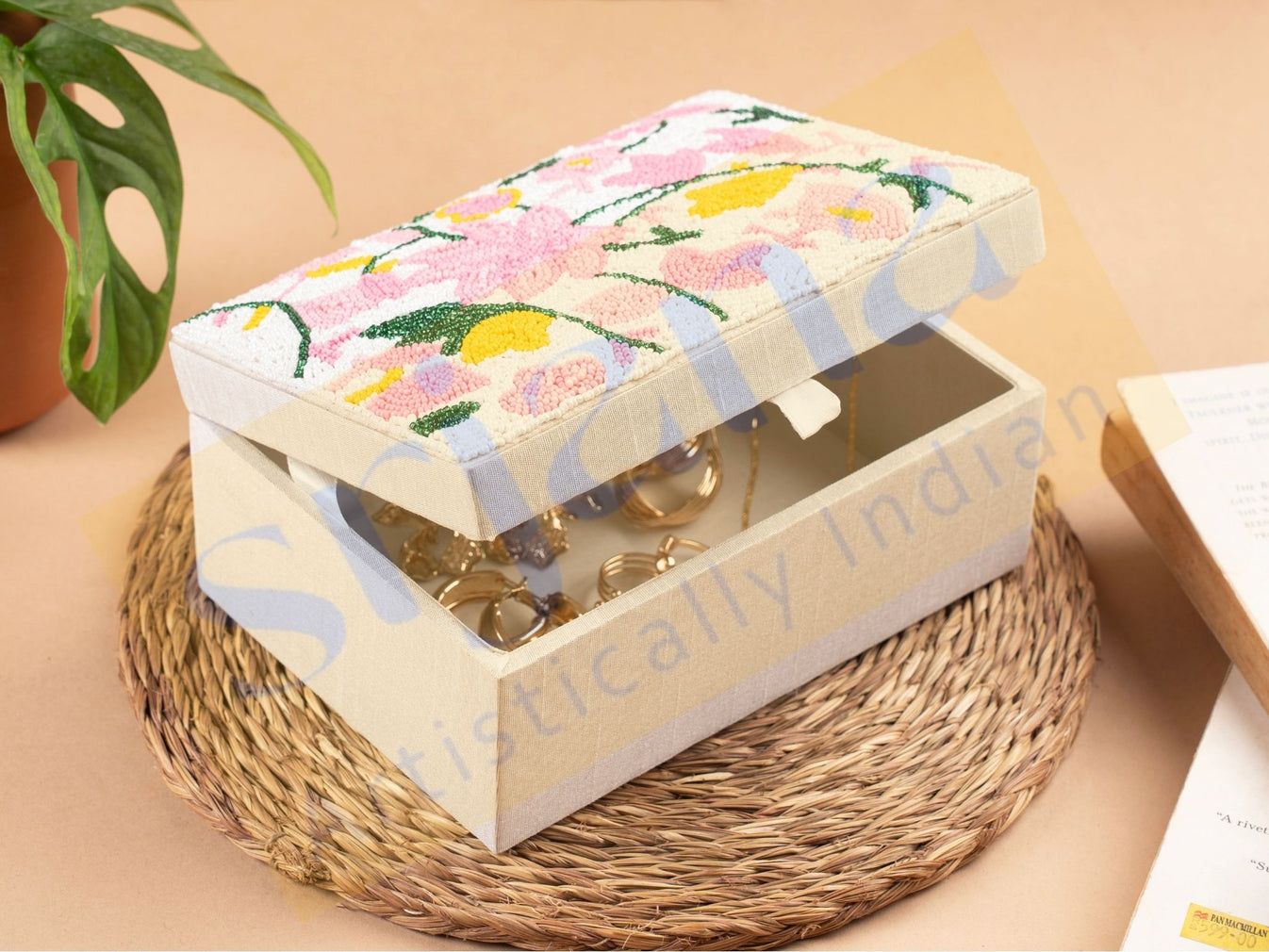 Srjana Handcrafted Beaded Square Storage Box