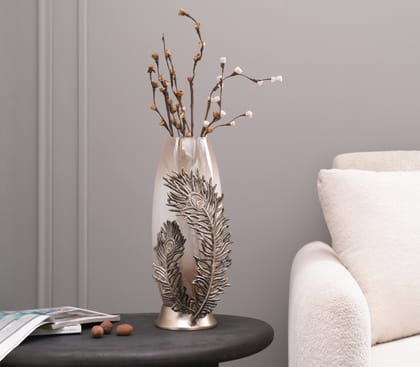 FEATHERED FLAME VASE