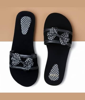 ZOOMBIE Black Women's Thong Flip Flop