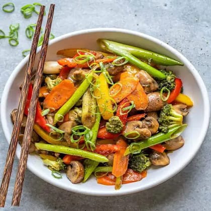 Stir Fried Seasonal Vegetables In Hot Garlic Sauce