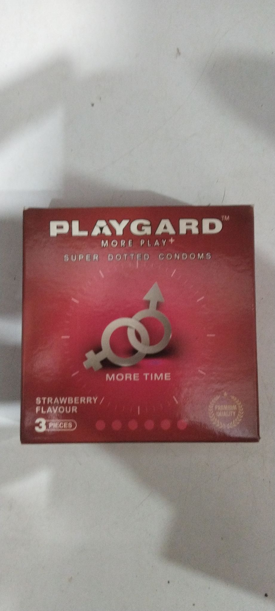 Playgard Super dotted condoms Strawberry Flavour 