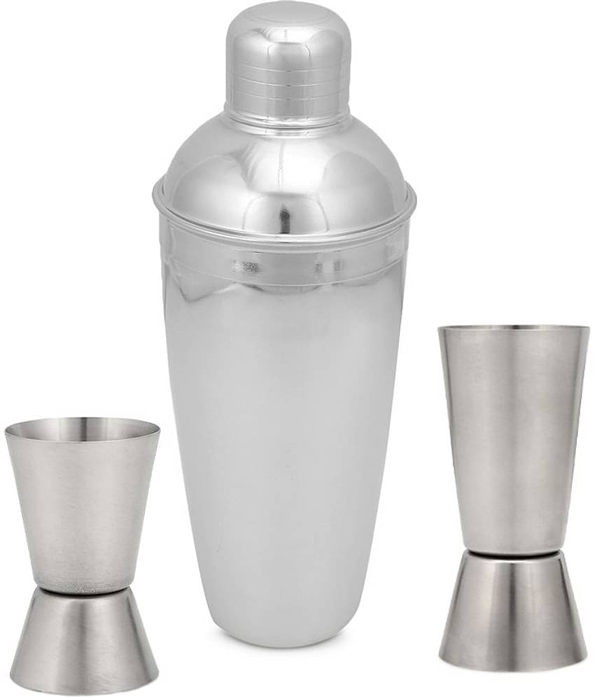 Stainless Steel Shakers 500 ml Silver