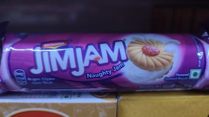 Britannia Jim jam cream biscuits