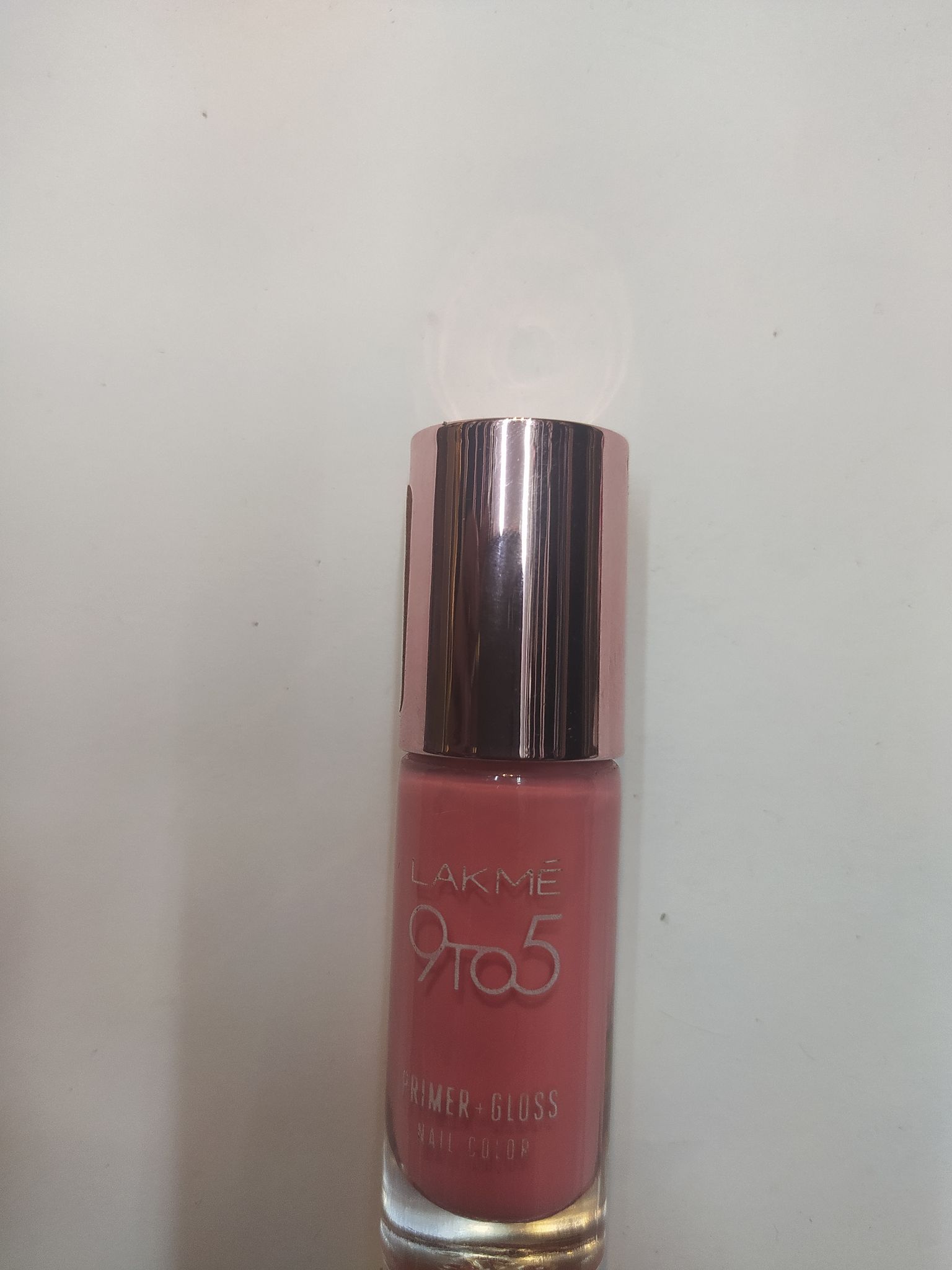 Lakme 9 to 5 Primer-gloss caribbean coral 