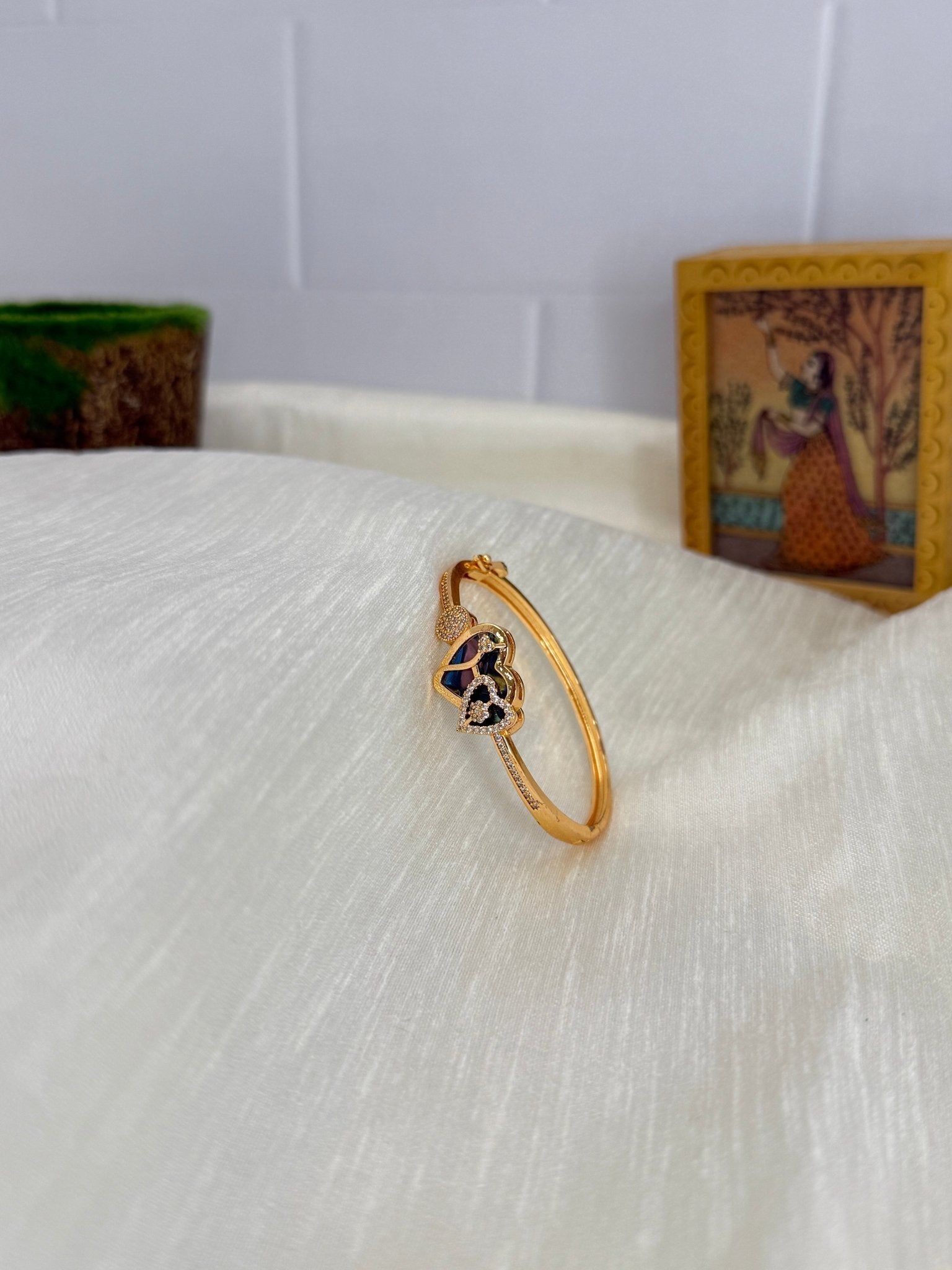 Elegant Bracelet 6836