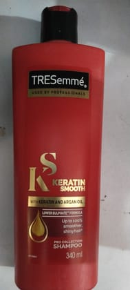 Tresemmé. Keratin Smooth Pro collection Shampoo 