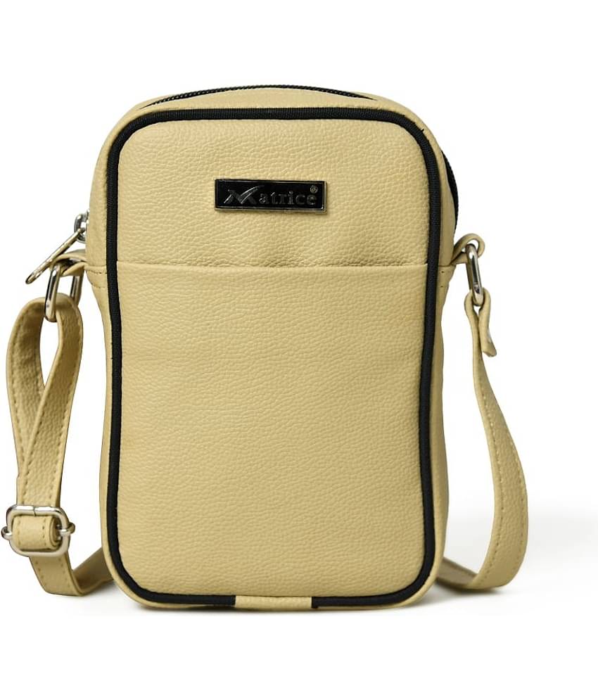 MATRICE - Cream Textured Messenger Bag