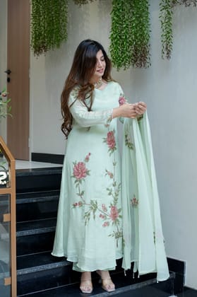 Diya Hand Painted Anarkali Suit Set-Green / M