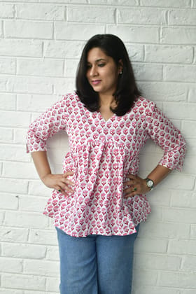 Red Buti White Short Top handblock Office wear