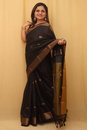 Trending Pathani Kanjivaram Silk Woven saree