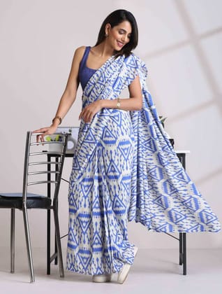 trueBrowns Blue Muslin Ikat Saree - Blue (Free Size)