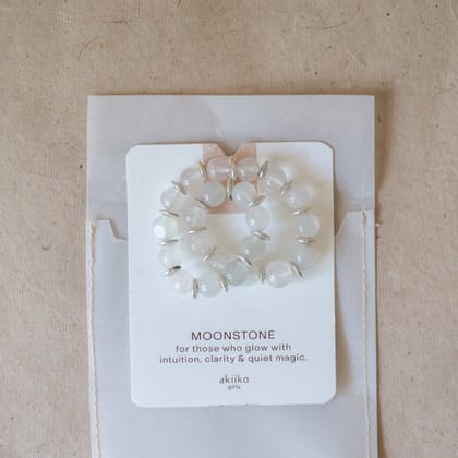 Lunar bond - Moonstone Bracelet