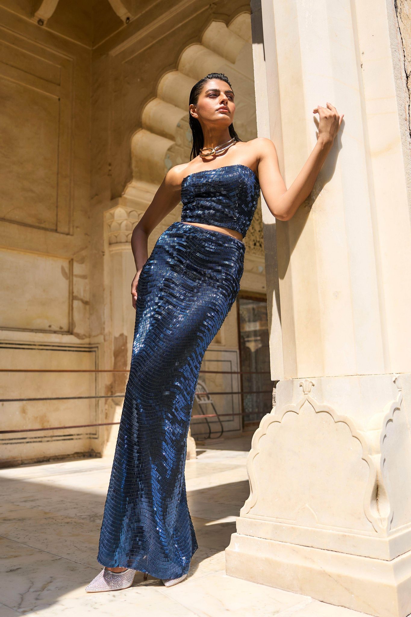 BLUE SEQUIN BANDEAU AND MAXI SKIRT-M / XXS