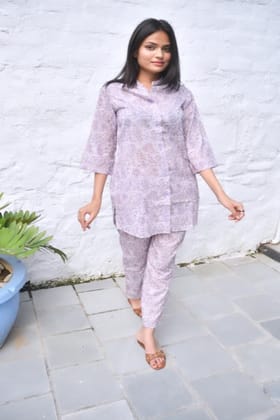 Lilac Floral Handblock Co-ord Set: Effortless Style Lilac Floral Handblock Co-ord Set: Effortless Style