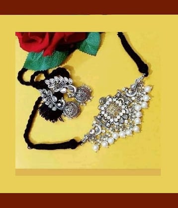 Samridhi DC Silver Alloy Necklace Set ( Pack of 1 )
