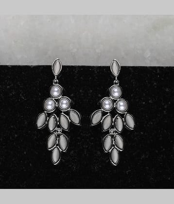 SILVER SHINE  Antique Stylish Silver Pearl Earring For Women Girl