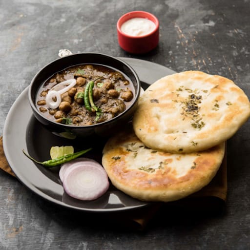 Tawa Street Kulcha