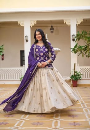 Beautiful Punjabi Sharara Skirt Lahenga Outfits Beautiful Punjabi Sharara Skirt Lahenga Outfits
